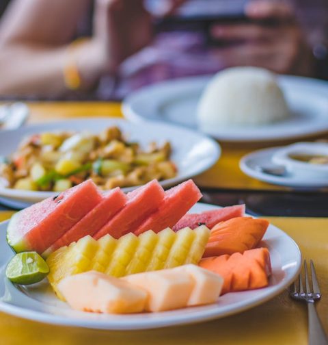 manfaat rujak buah bagi kesehatan